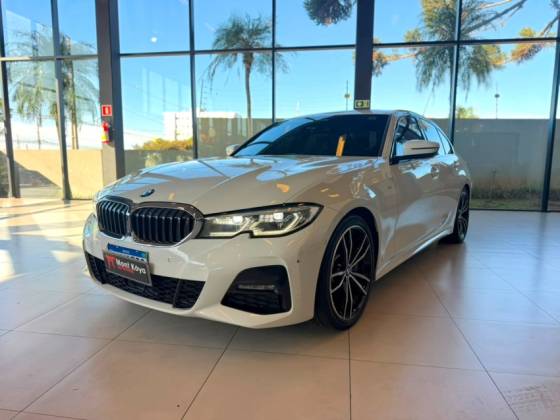 BMW 330i 2.0 16V TURBO GASOLINA M SPORT AUTOMÁTICO BMW 330i 2.0 16V TURBO GASOLINA M SPORT AUTOMÁTICO